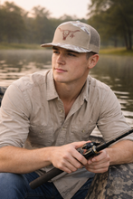 Load image into Gallery viewer, Longhorn Desert 7 Panel
