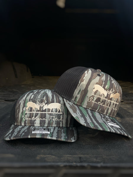 Brawling Bucks Realtree Bottomland Hat